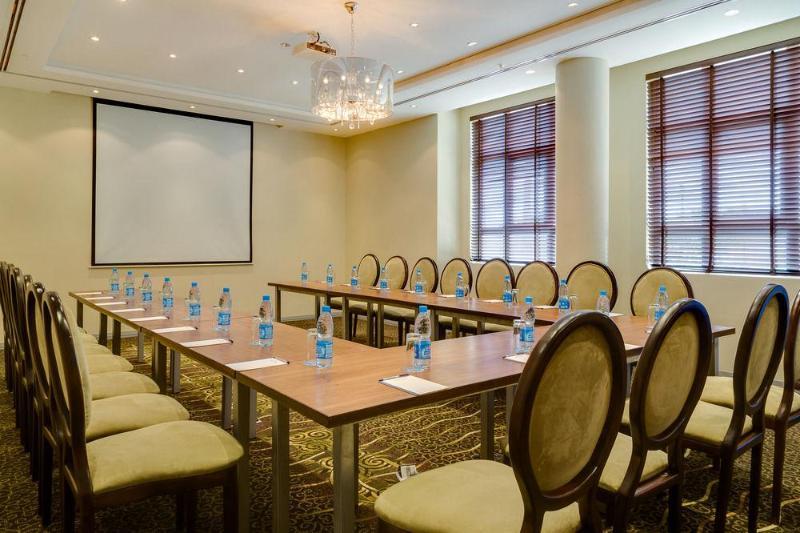 Protea Hotel By Marriott Benin City Select Emotan Exterior foto