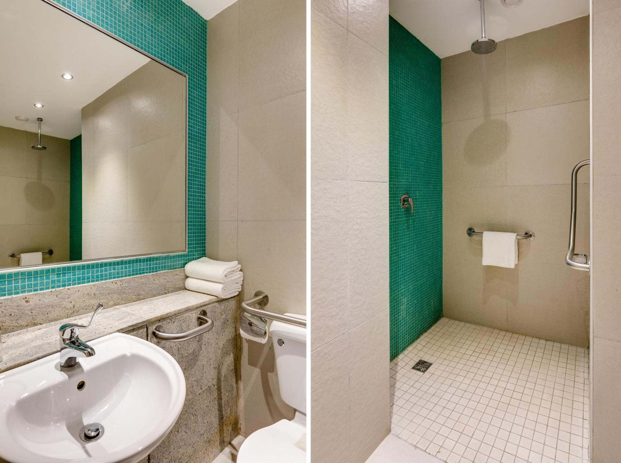 Protea Hotel By Marriott Benin City Select Emotan Exterior foto