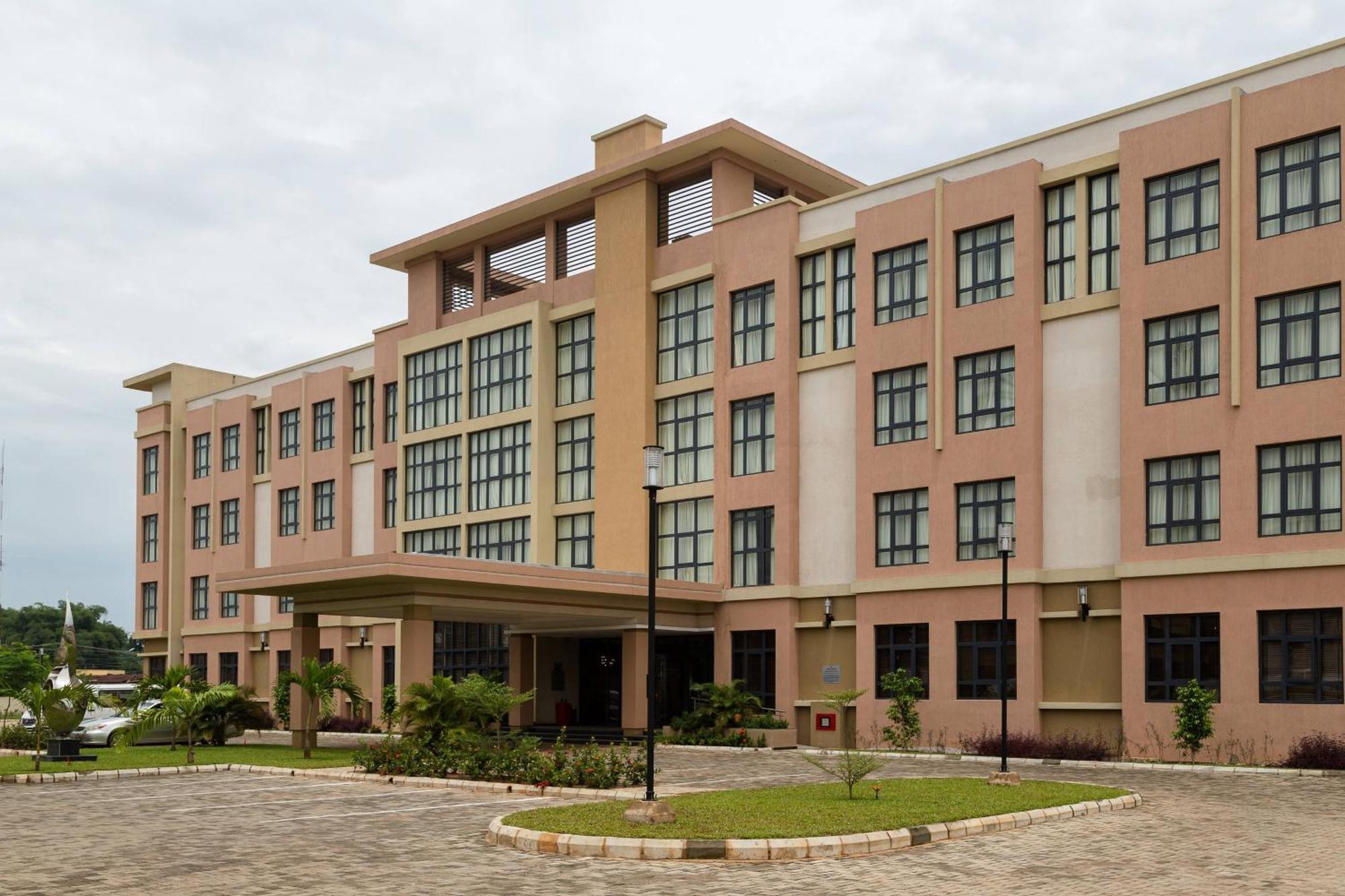 Protea Hotel By Marriott Benin City Select Emotan Exterior foto